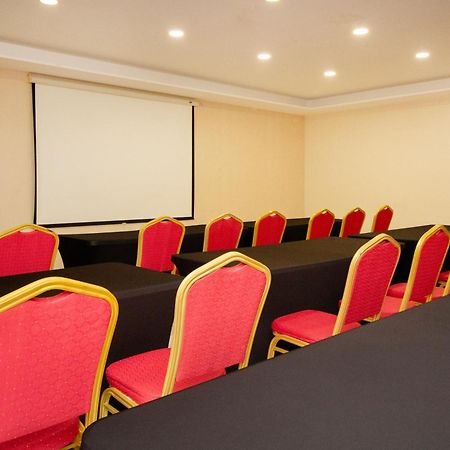 Ramada By Wyndham Panama Via Argentina Hotel Buitenkant foto