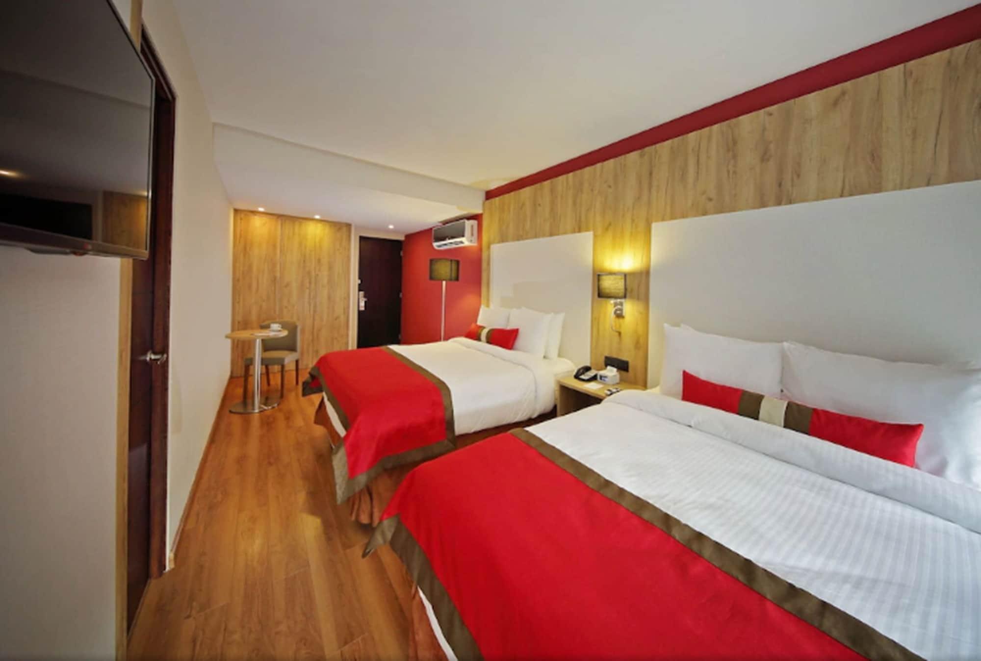 Ramada By Wyndham Panama Via Argentina Hotel Buitenkant foto