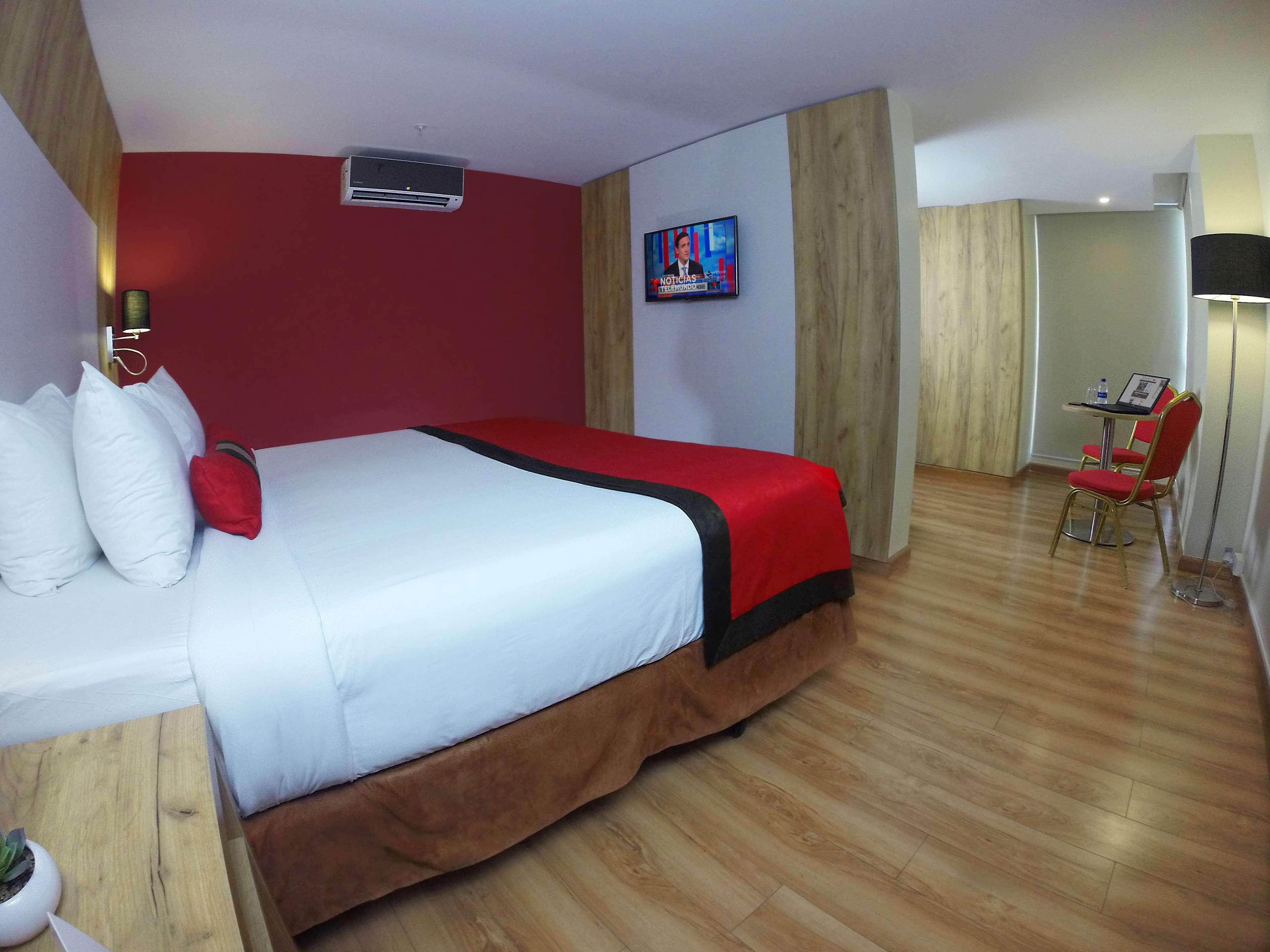 Ramada By Wyndham Panama Via Argentina Hotel Buitenkant foto