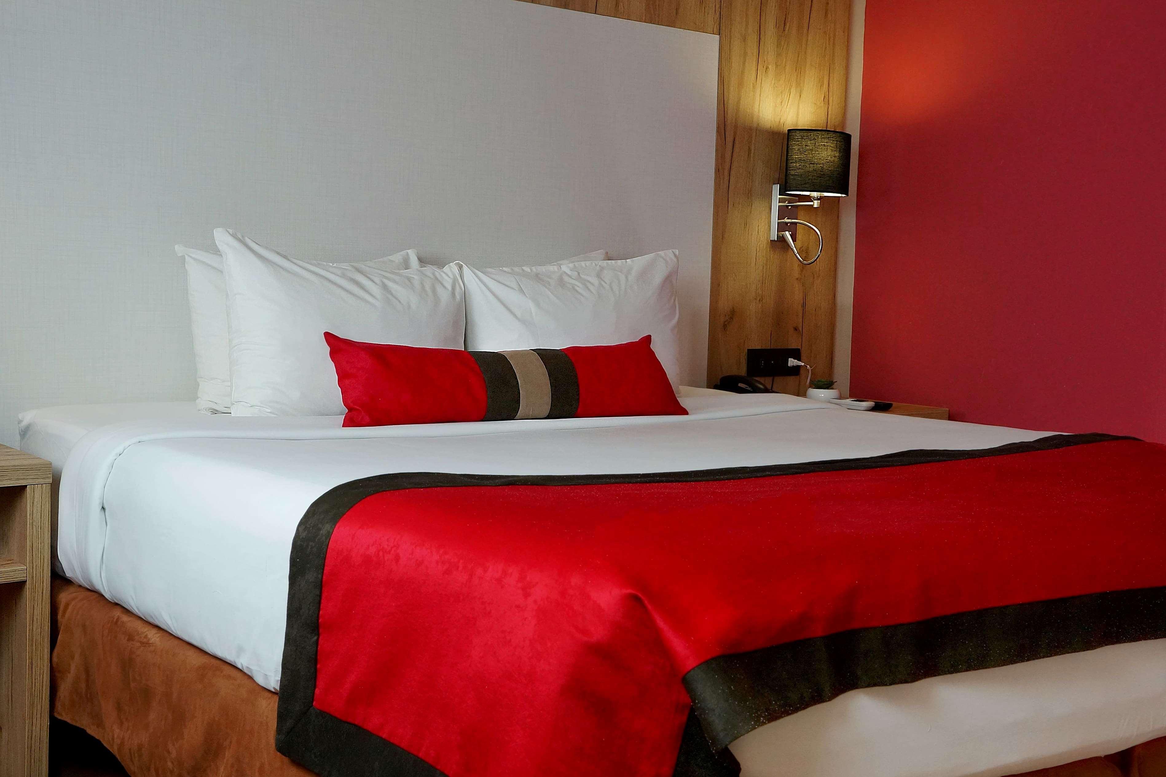 Ramada By Wyndham Panama Via Argentina Hotel Buitenkant foto