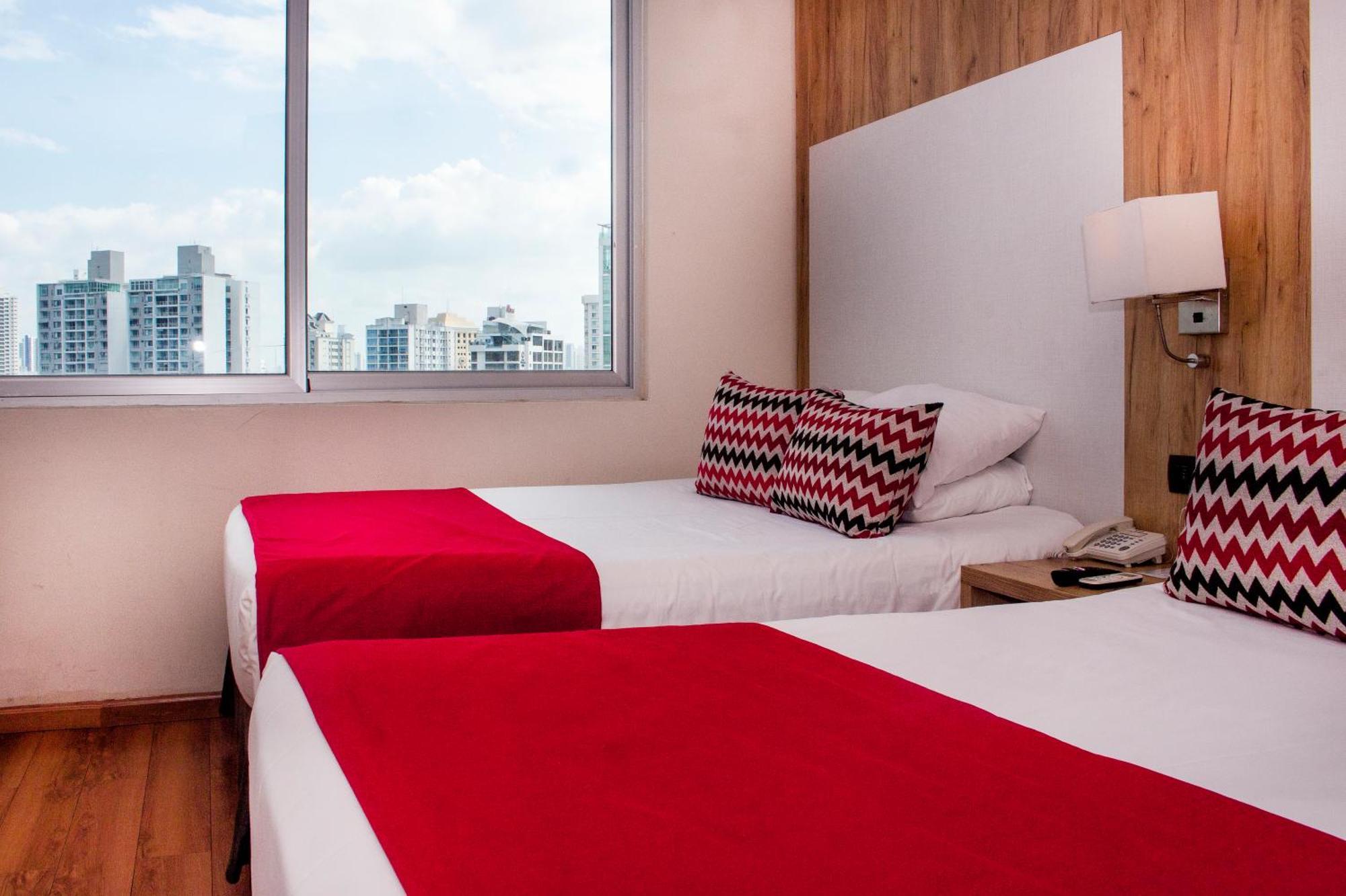 Ramada By Wyndham Panama Via Argentina Hotel Buitenkant foto