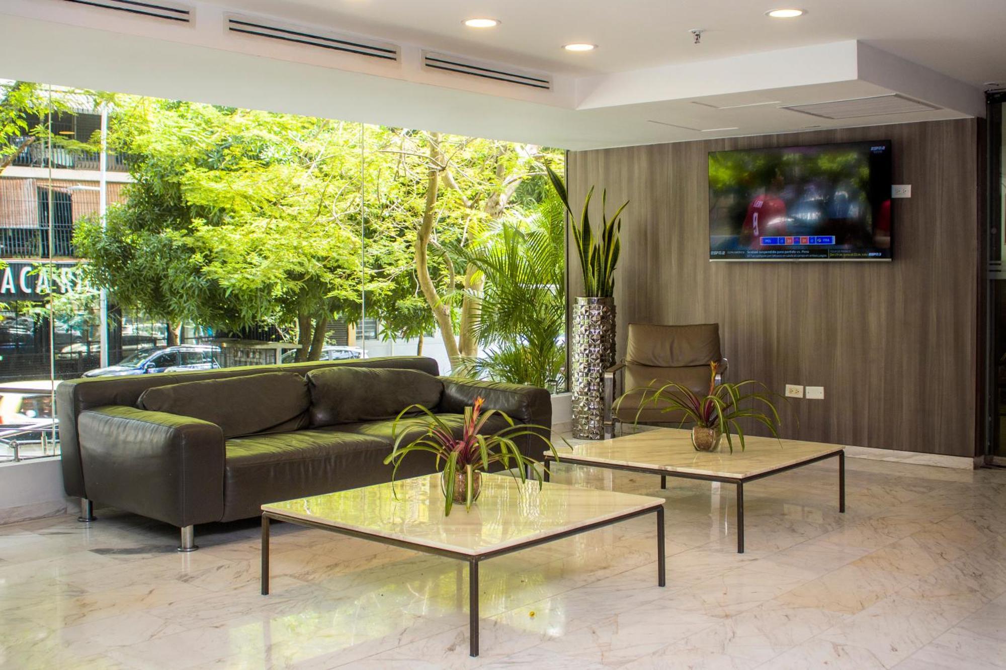 Ramada By Wyndham Panama Via Argentina Hotel Buitenkant foto