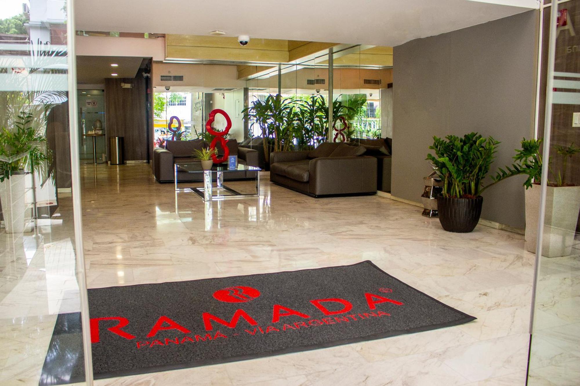 Ramada By Wyndham Panama Via Argentina Hotel Buitenkant foto