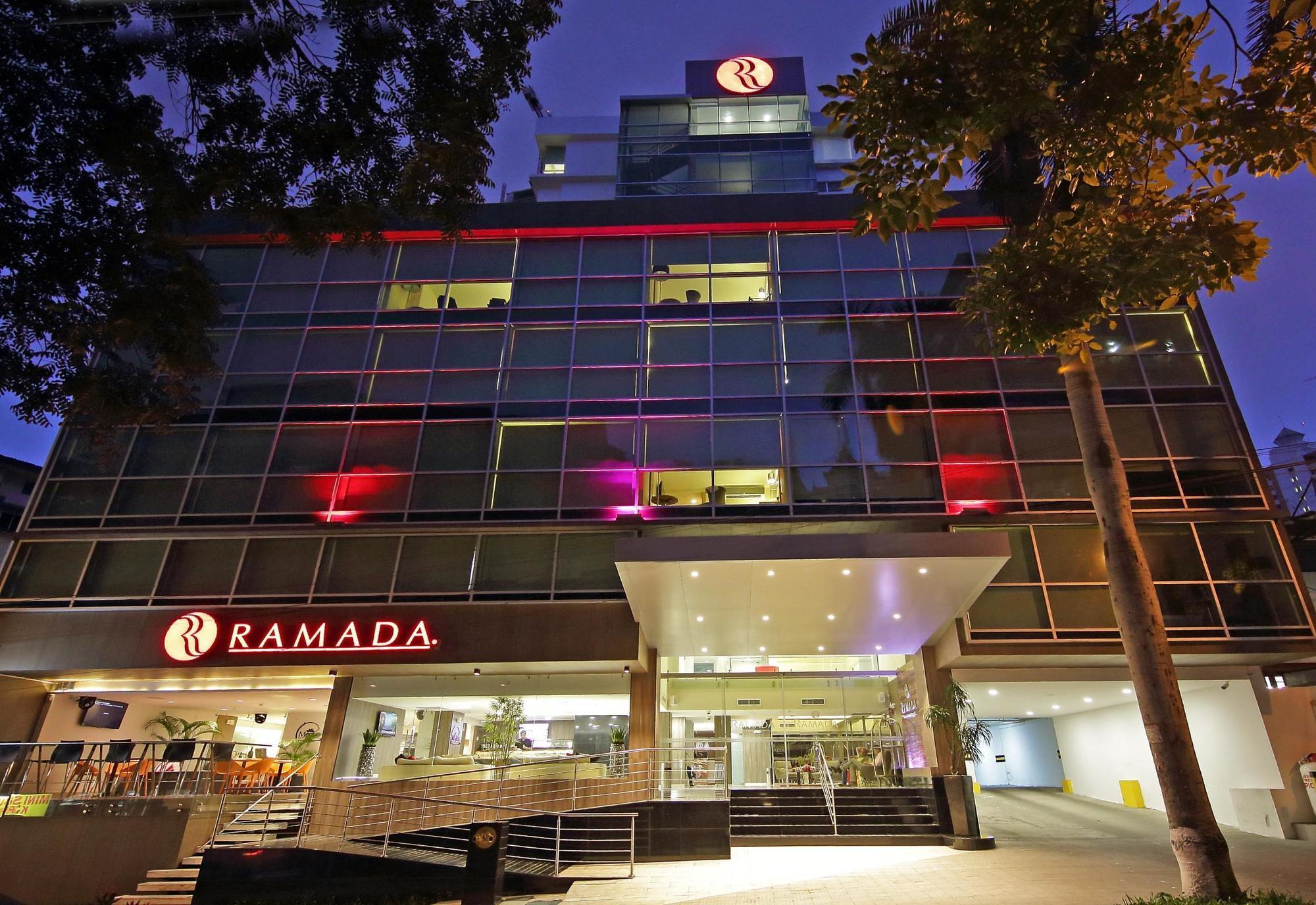 Ramada By Wyndham Panama Via Argentina Hotel Buitenkant foto